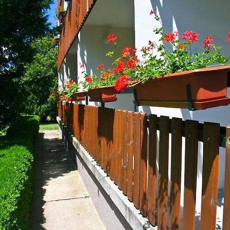 Hotel Pergola Panzió Balatonföldvár Esterno foto